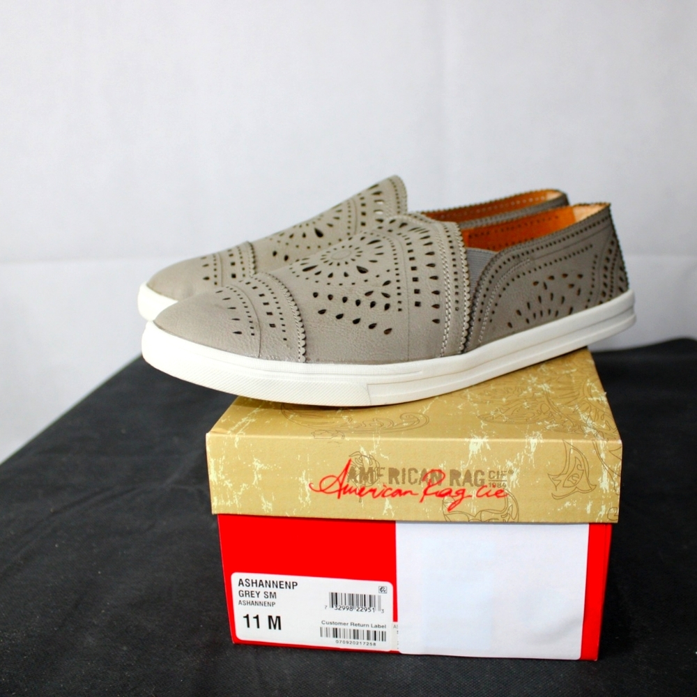 Women's Slip On Shoe
